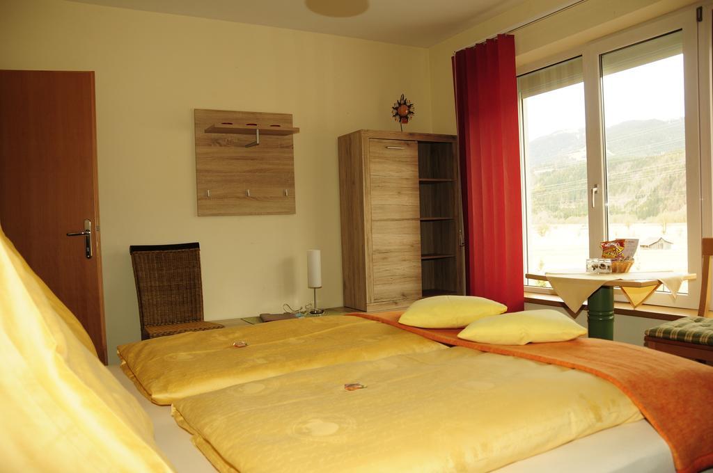 Hotel Garni Zerza Tropolach Luaran gambar