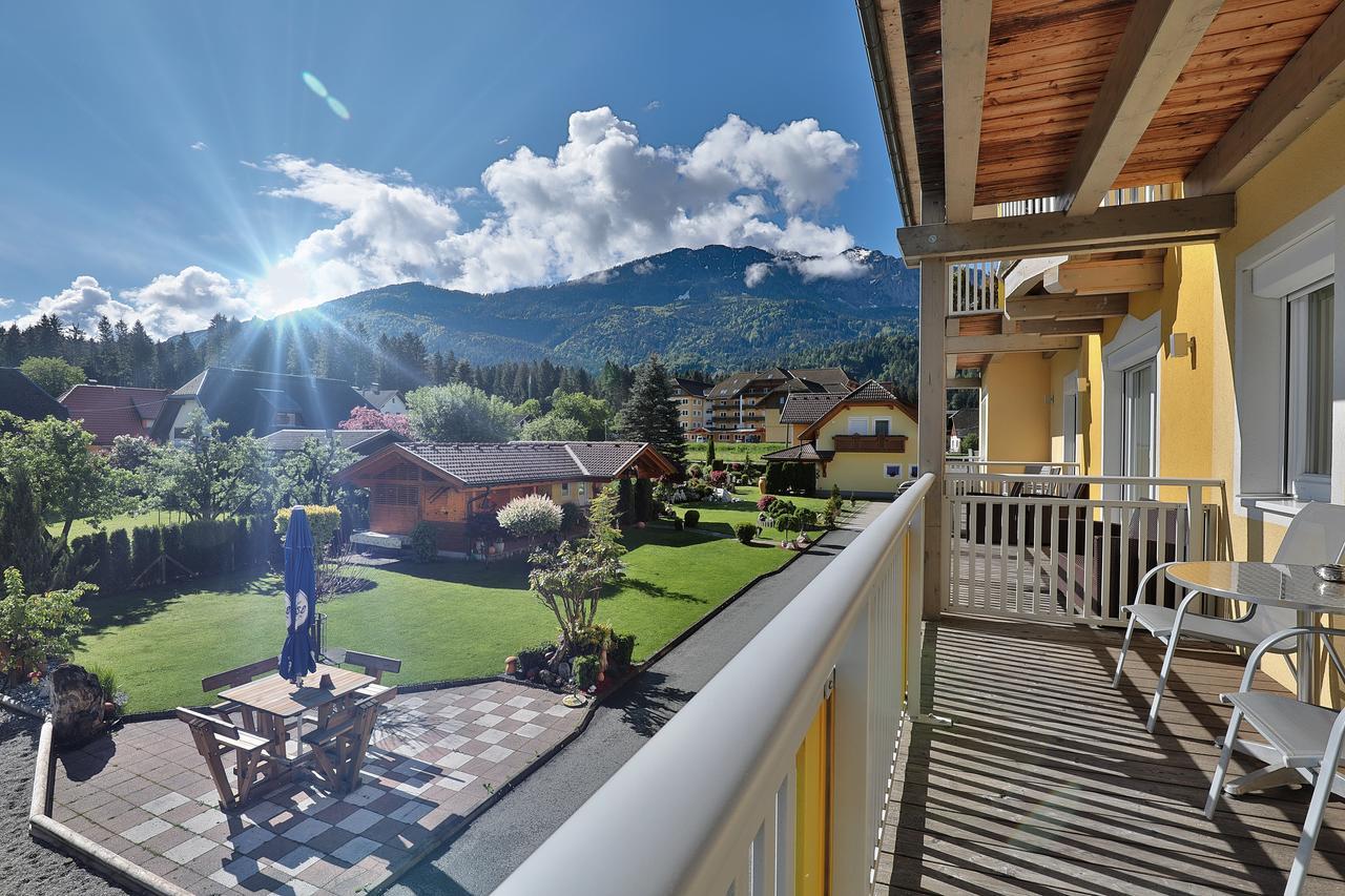 Hotel Garni Zerza Tropolach Luaran gambar
