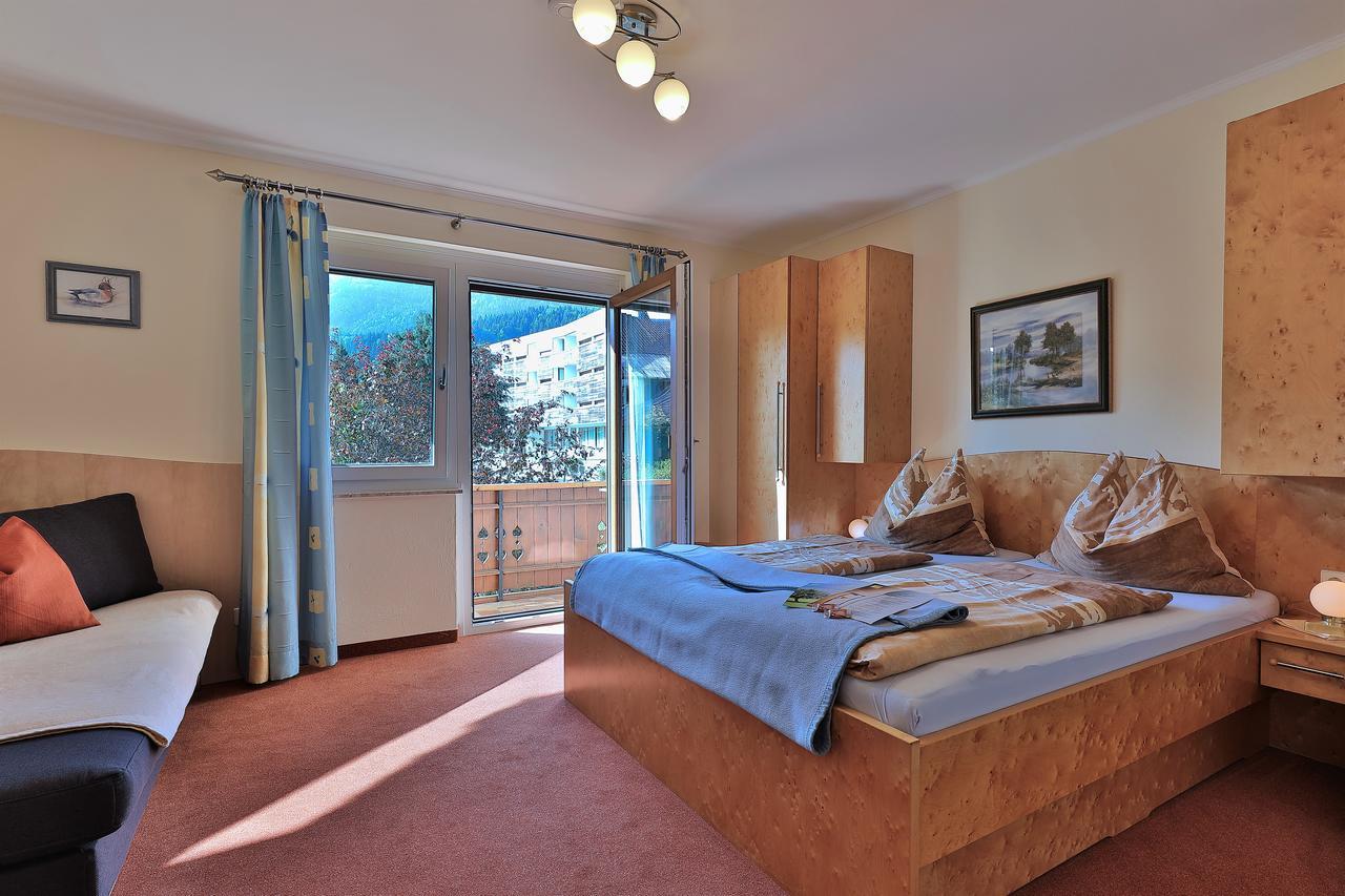 Hotel Garni Zerza Tropolach Luaran gambar