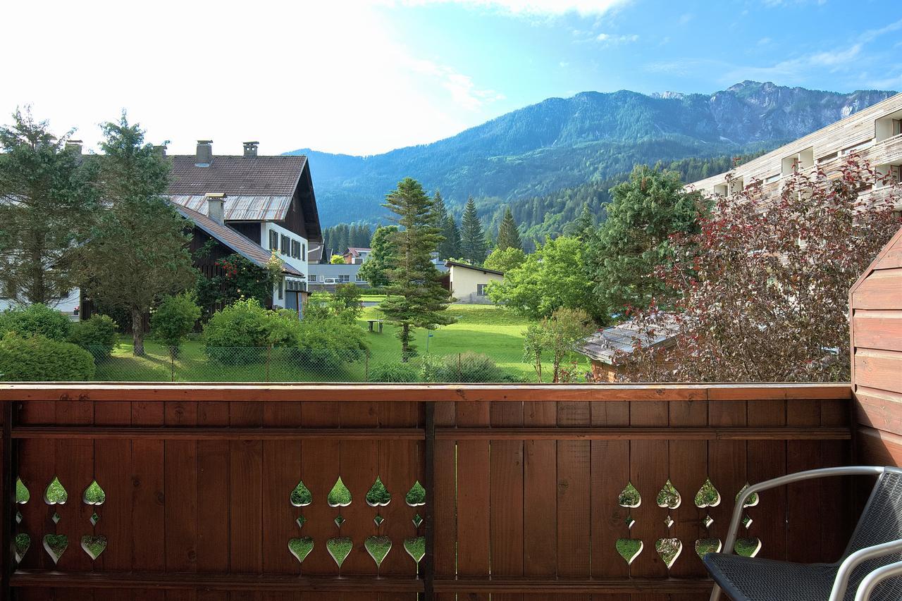 Hotel Garni Zerza Tropolach Luaran gambar