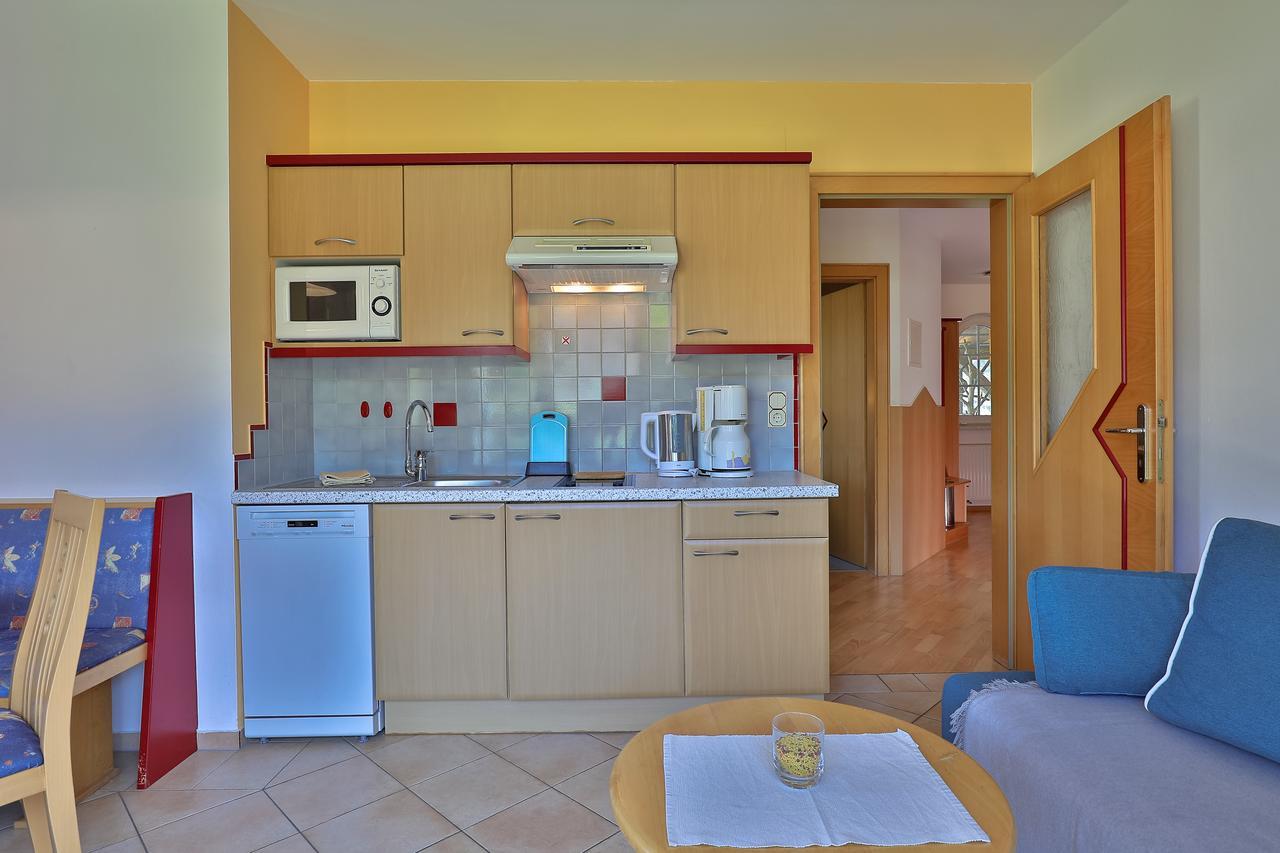 Hotel Garni Zerza Tropolach Luaran gambar