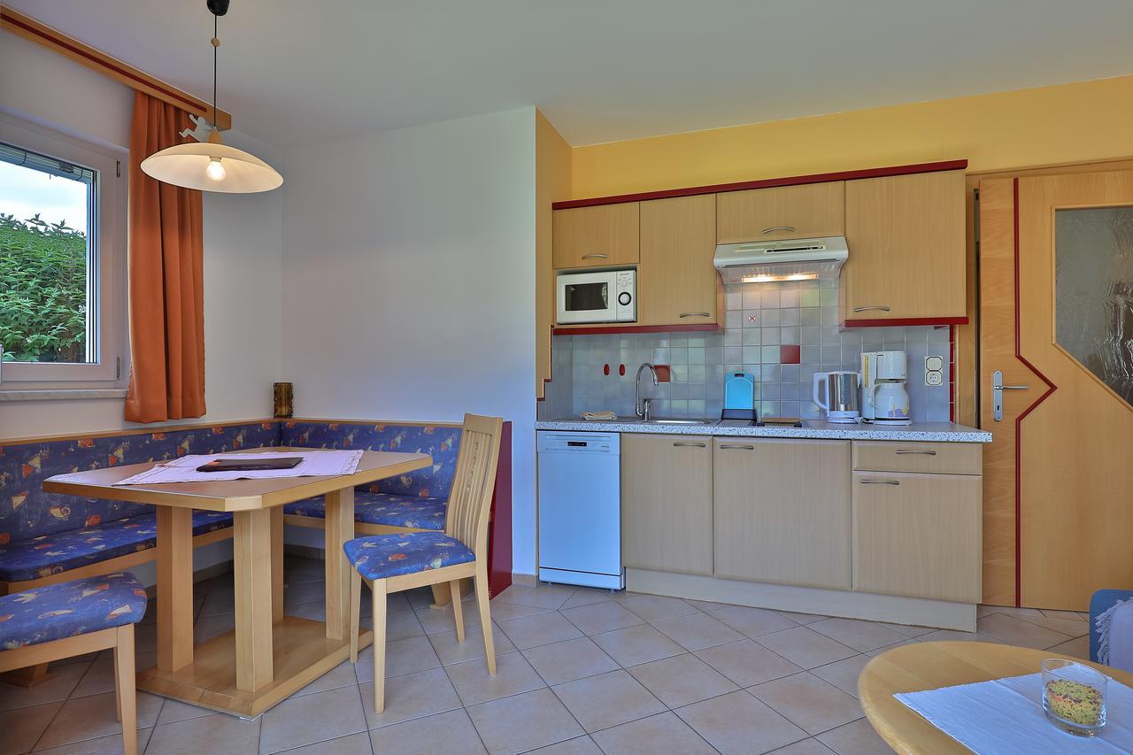 Hotel Garni Zerza Tropolach Luaran gambar