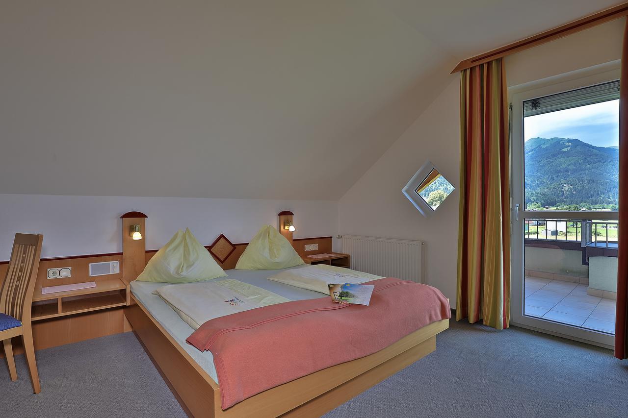 Hotel Garni Zerza Tropolach Luaran gambar