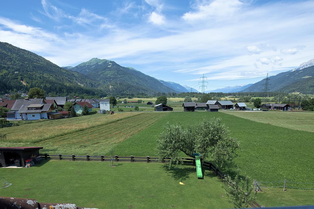 Hotel Garni Zerza Tropolach Luaran gambar